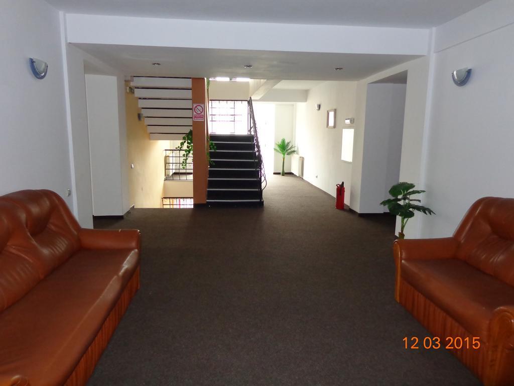Hotel Cygnus Тульча Екстер'єр фото